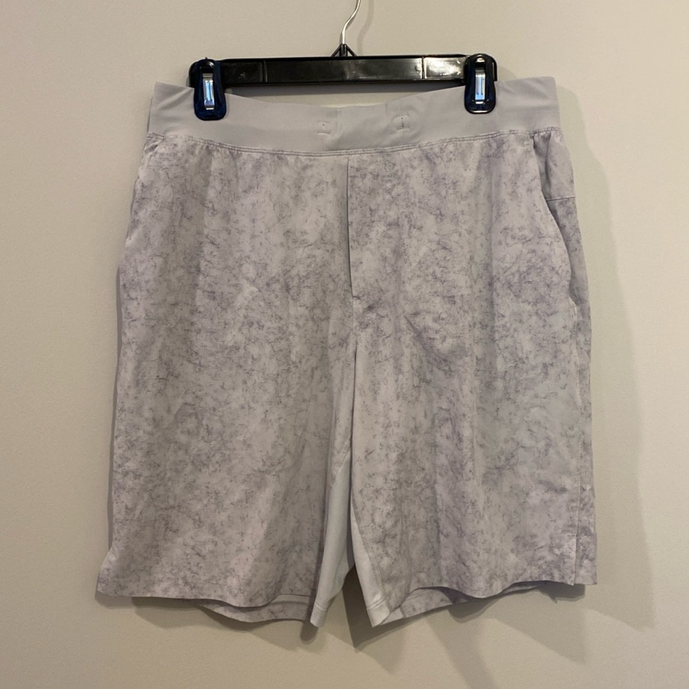 Men’s Gray Lululemon Shorts